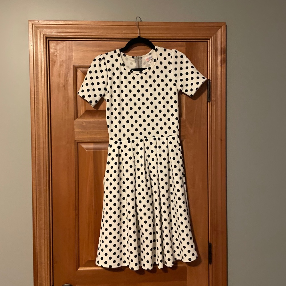 LuLaRoe polka dot dress with pockets Amelia